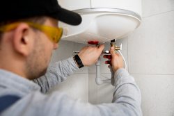 Najbolji sigurnosni ventil za bojler - kako izabrati pravi model prema tipu bojlera?